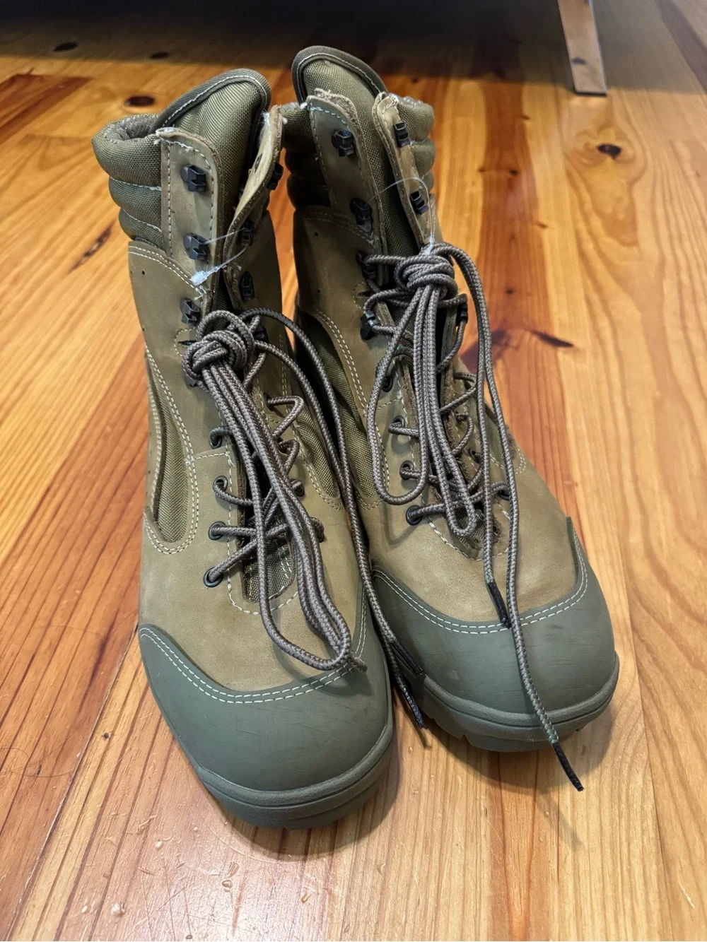 Bates NEW E03612C Tactical Boots Mens 12R Tan Leather Vibram Military